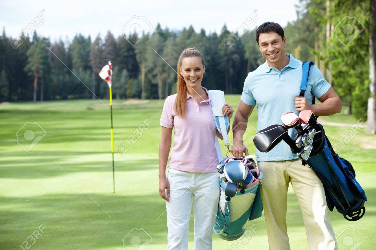 Golf course with professional golfer - Global Internship Initiative
